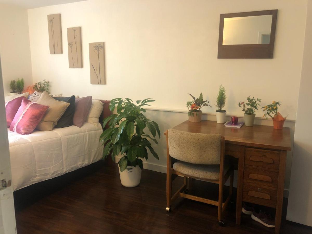 Quiet-Comfy 3 Bedroom Home On A Tree Lined Street In Kits Vancouver Dış mekan fotoğraf