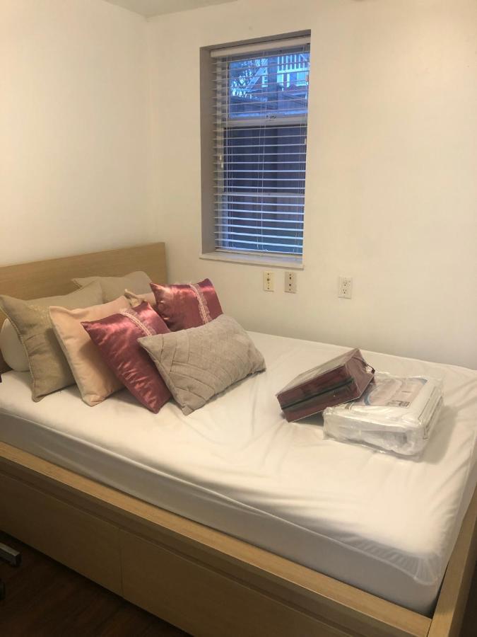 Quiet-Comfy 3 Bedroom Home On A Tree Lined Street In Kits Vancouver Dış mekan fotoğraf