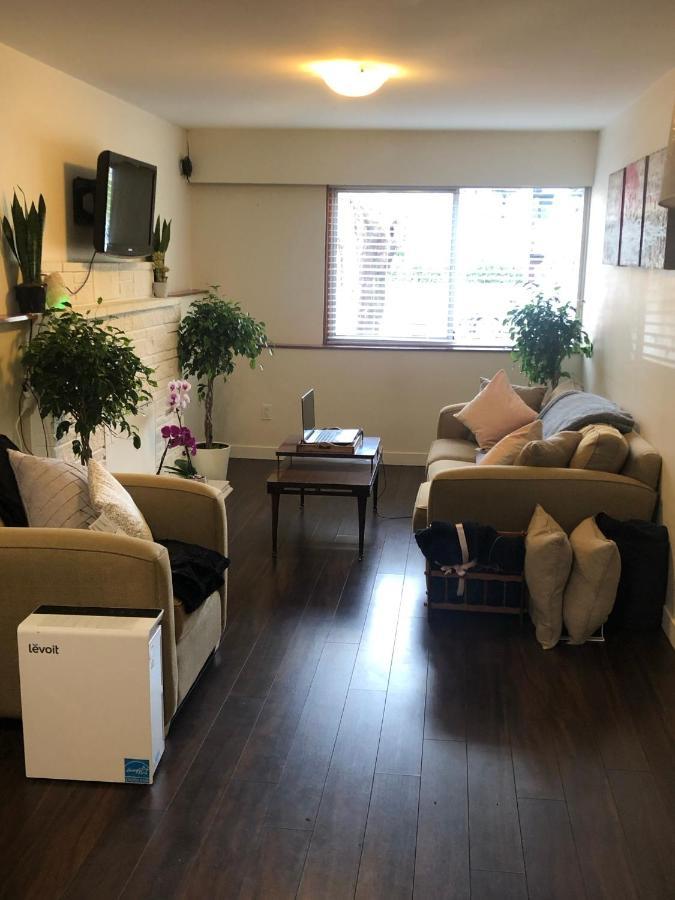 Quiet-Comfy 3 Bedroom Home On A Tree Lined Street In Kits Vancouver Dış mekan fotoğraf